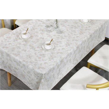 Клеенка 1,40*20м рулон Baby Face на тканевой основе MA-5680